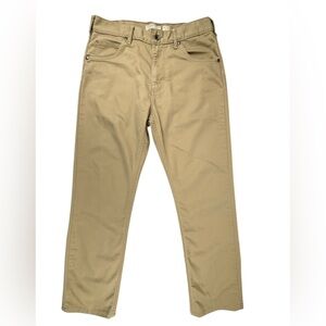 Patagonia- Performance Twill Jeans- Mojave Khaki- 32x34- Excellent condition!!‎